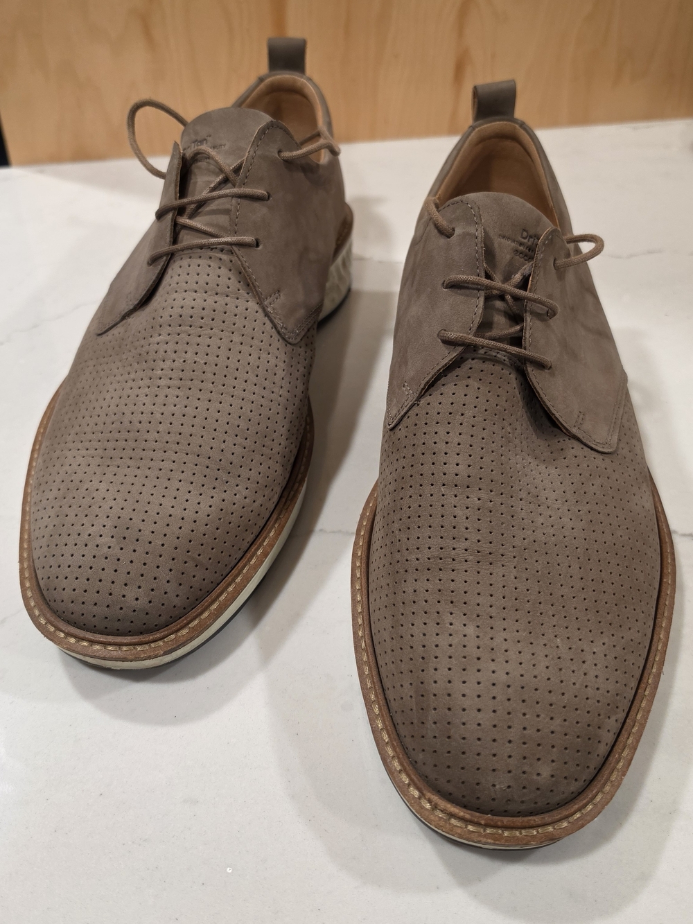 Ecco Men's Taupe Perforated Suede Chukka Lace-Ups Size 46 / US 12